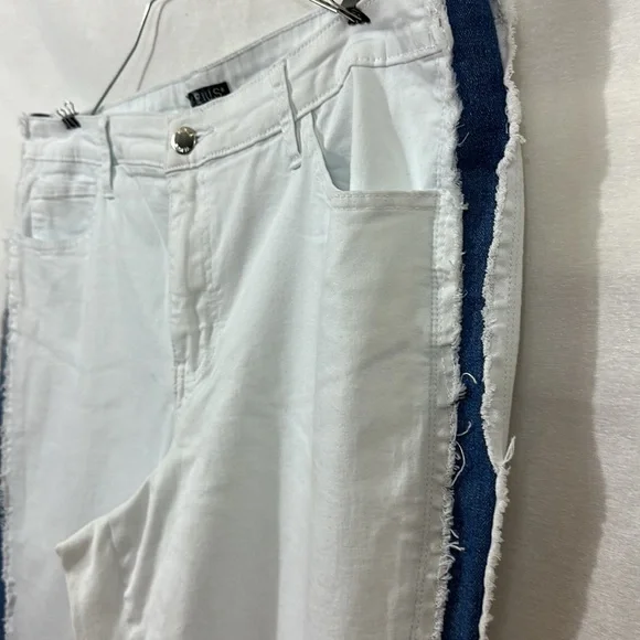 Stretchy Jeans - Picture 5 of 6